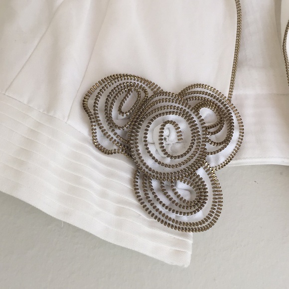 Anthro Elevenses White Bolero w/ Gold Zip Rosettes - Picture 6 of 7